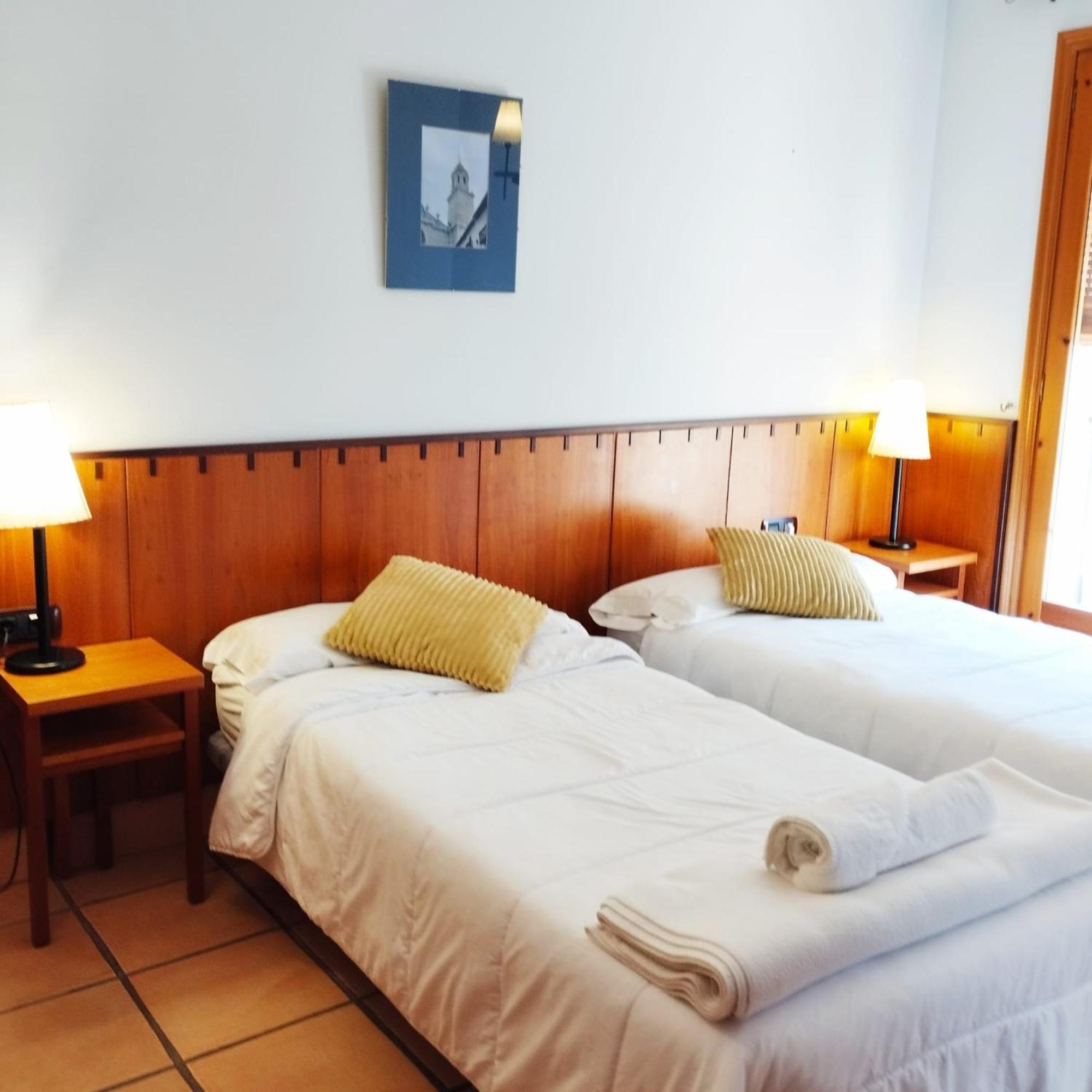 Hostal Tastavins Penarroya De Tastavins Екстер'єр фото