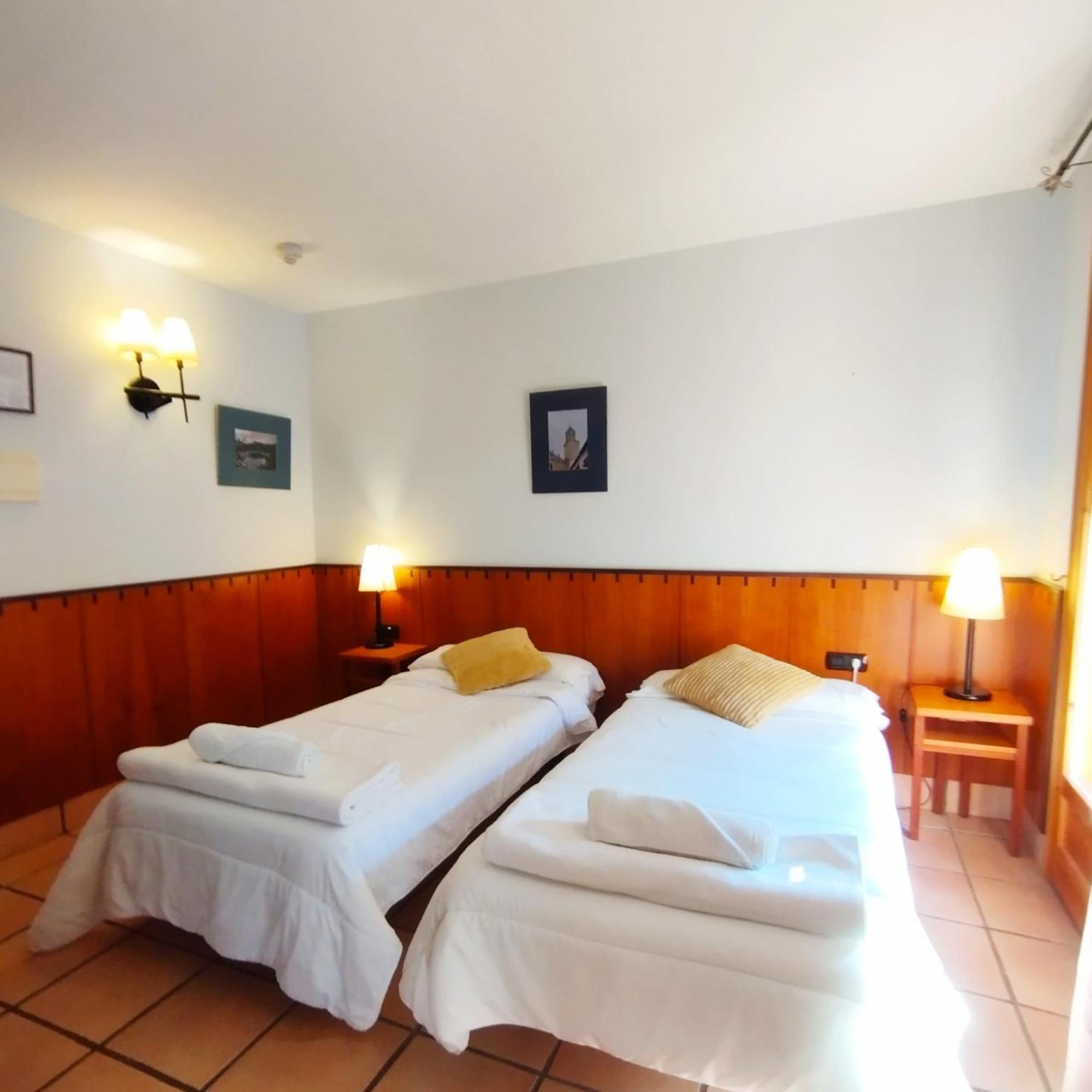 Hostal Tastavins Penarroya De Tastavins Екстер'єр фото