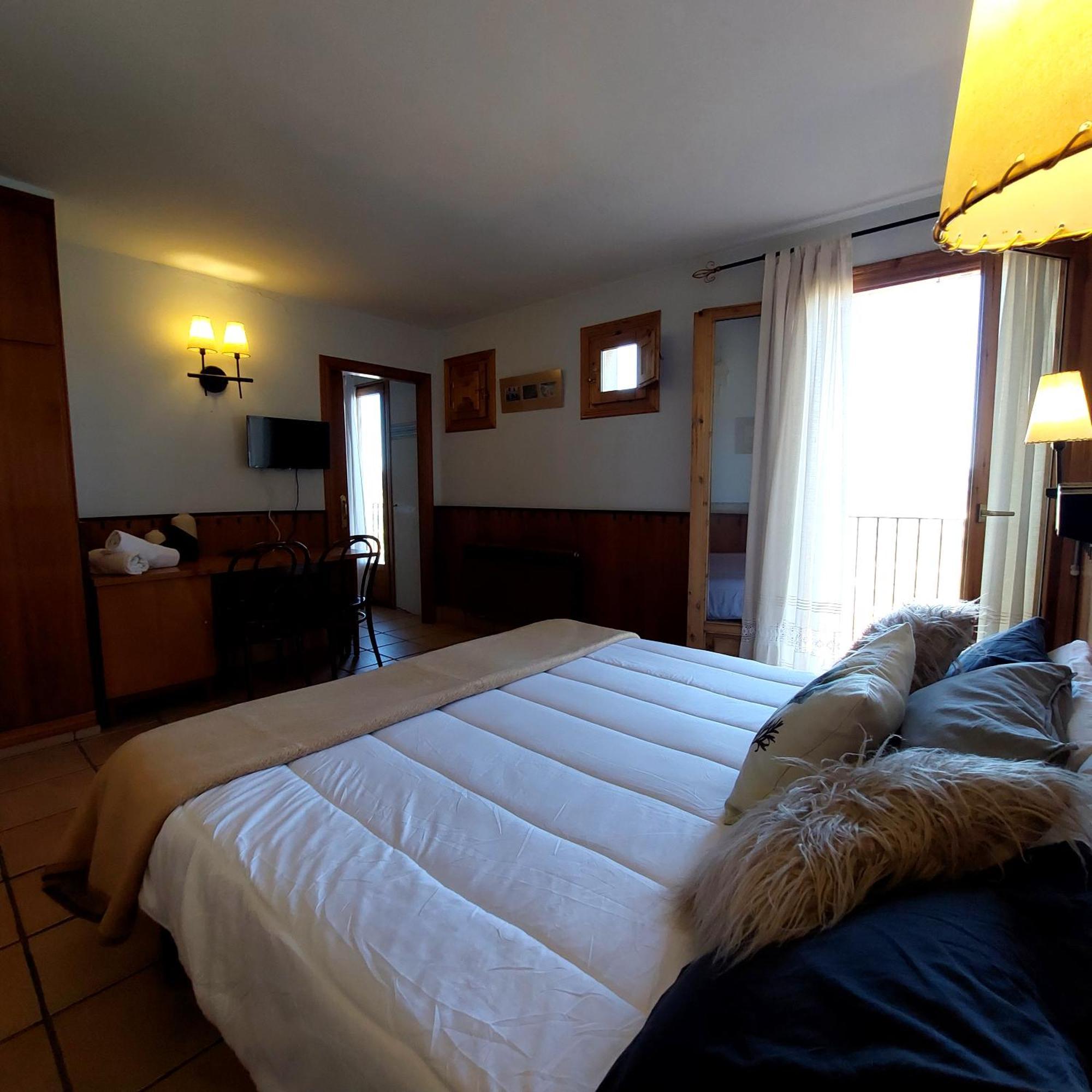 Hostal Tastavins Penarroya De Tastavins Номер фото