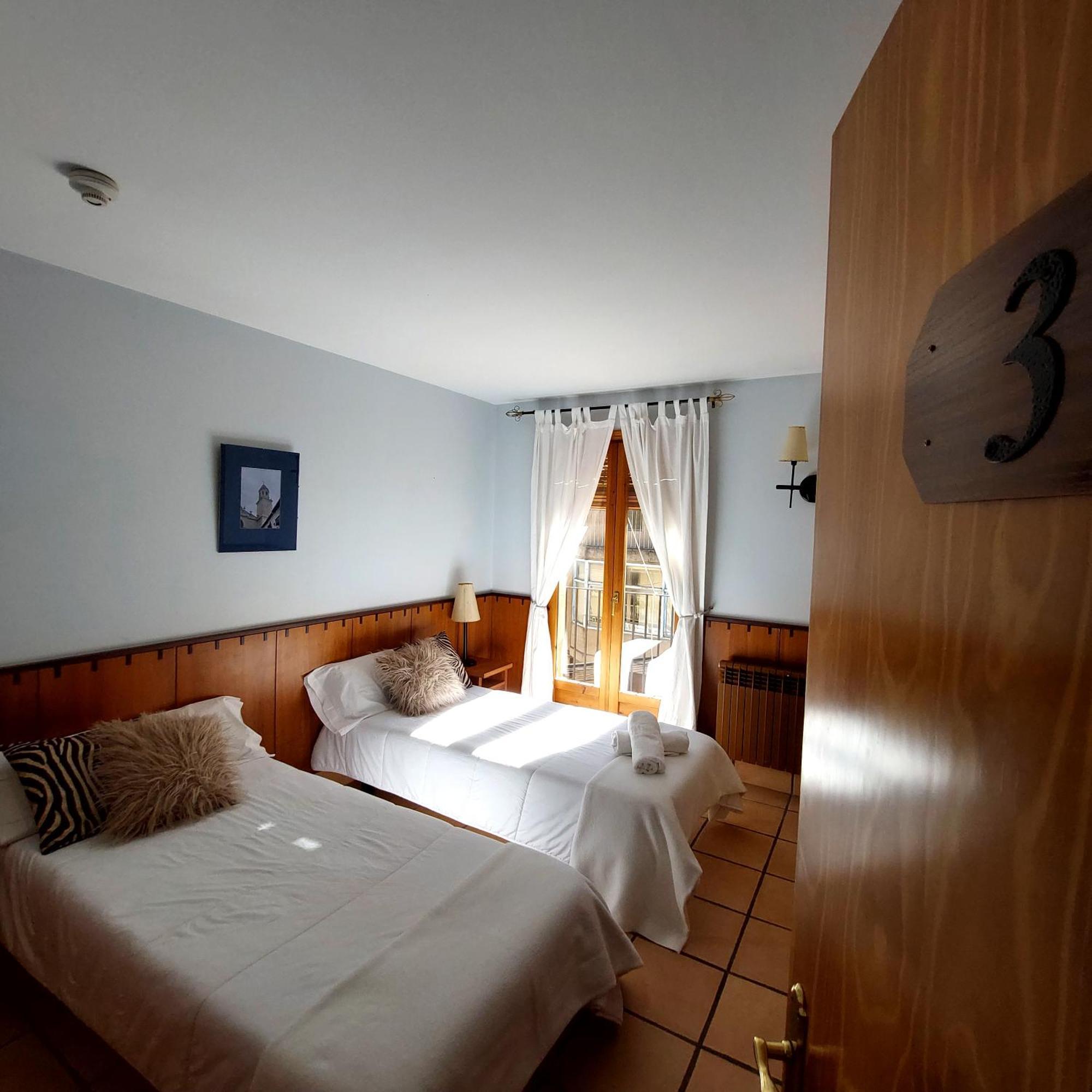Hostal Tastavins Penarroya De Tastavins Номер фото