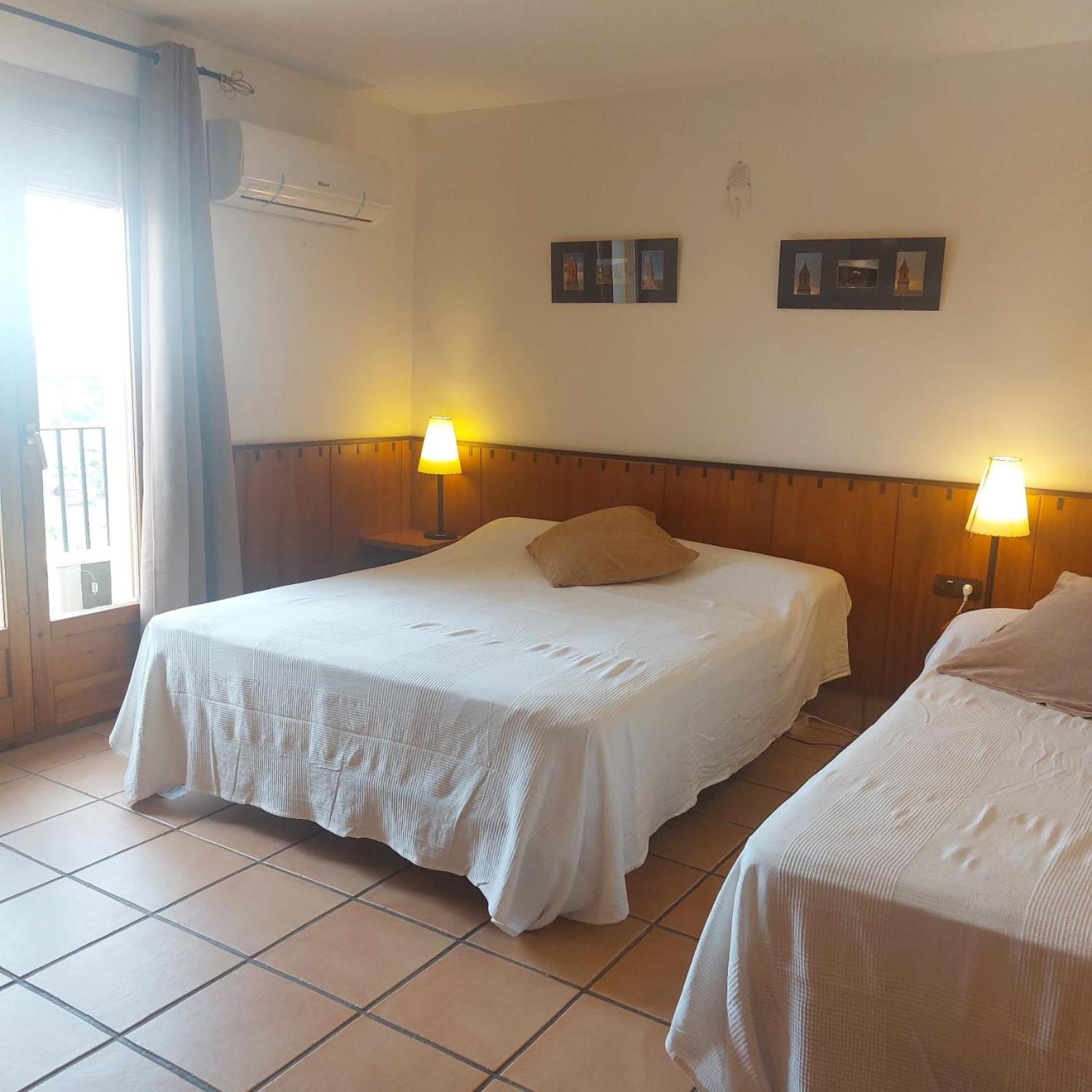 Hostal Tastavins Penarroya De Tastavins Екстер'єр фото